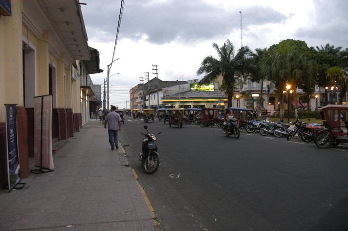 Iquitos  ljsaskiptunum