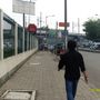 9. Á göngu í einum af fátækari hverfum í Jakarta