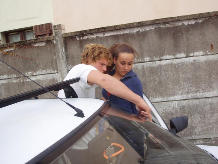 Thomas a hjlpa Paulu