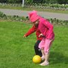 Ólöf og Halli berjast um boltann