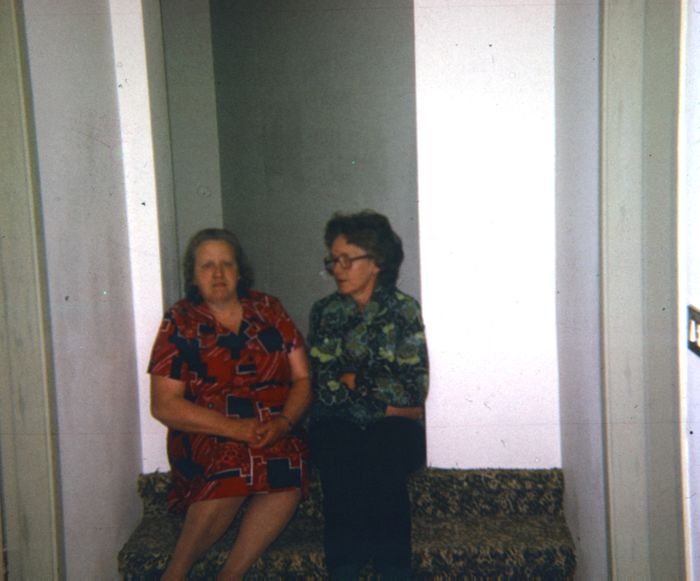 Systurnar Helga  Jrfa og Inga  krum
