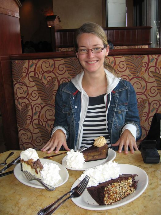 Strar kkusneiar  Cheesecake Factory
