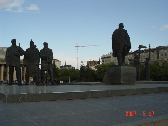 Lenin og felagar i Novosibirsk