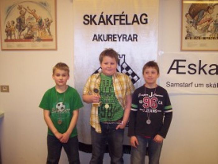 Barnaflokkur: Mikael Mni , Gunnar Aalgeir og Jn Stefn