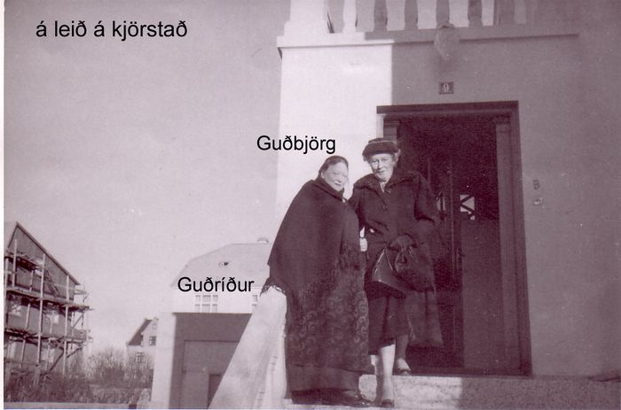 á leið á kjörstað2