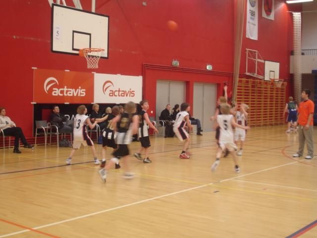 2.leikur (10 ra)