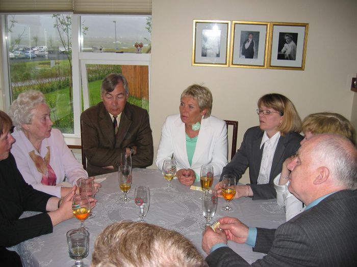 afmaeli kg og utskrift laru r 011.jpg