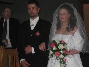 c_documents_and_settings_user_desktop_hanna_my_pictures_bru_kaup_og_skirn_img_0038.jpg