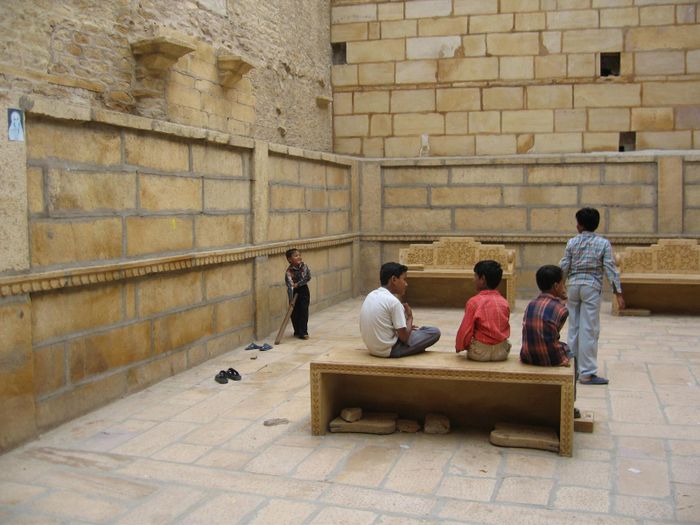 Born ad leik i Jaisalmer
