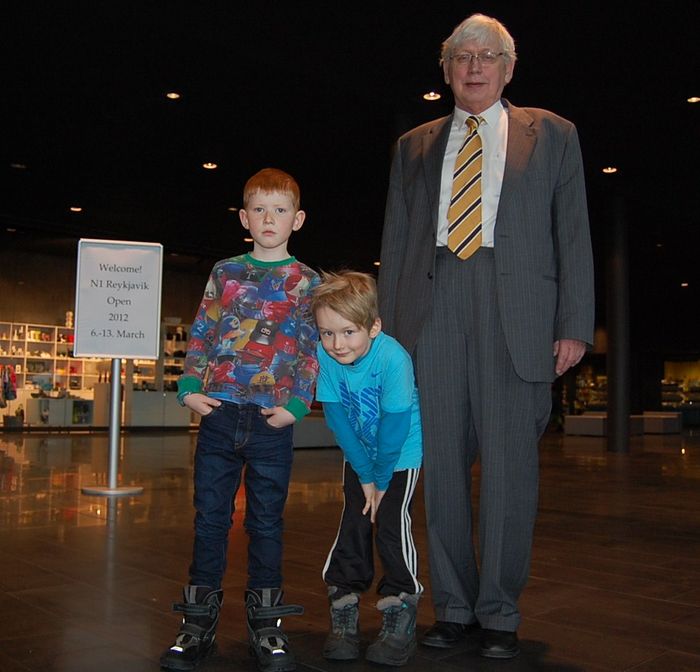 Halldr Blndal, former parlament member with his grandchildren