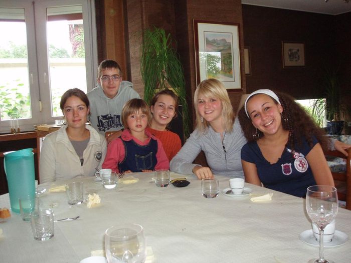 Anne-Claire, Nikolas, Sofie, Mary, g og Paula (systkinabrn Claudes)