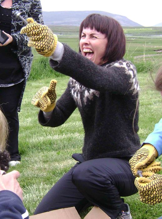 Jaaaaaaaah!!! Sirra bin a koma rnni  sinn sta