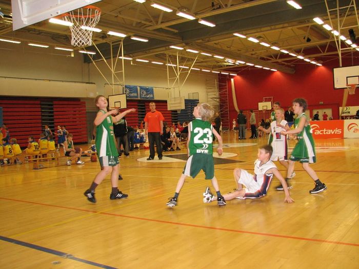 11 ra ( 3 leikur)