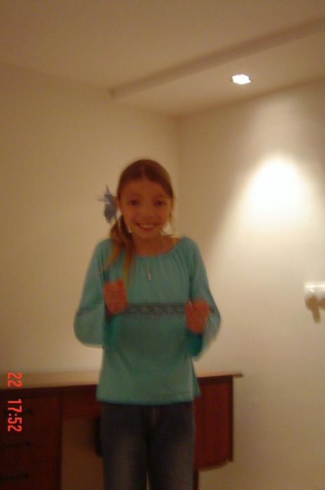 Alexandra er a hoppa