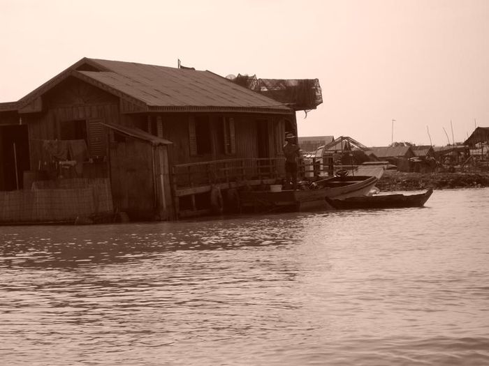 Floating City 007