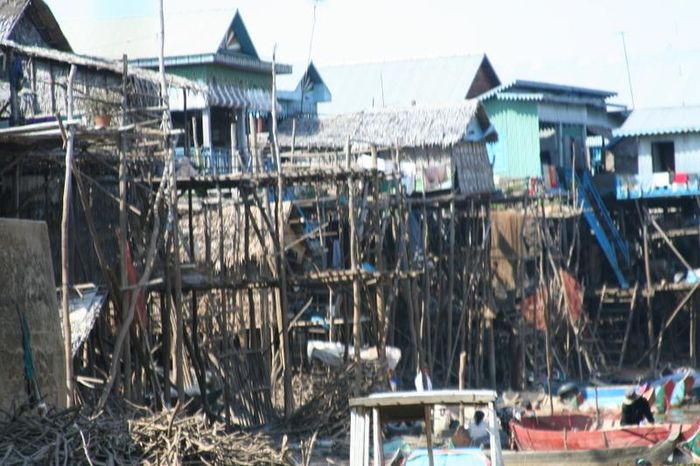 Floating village  urrki..
