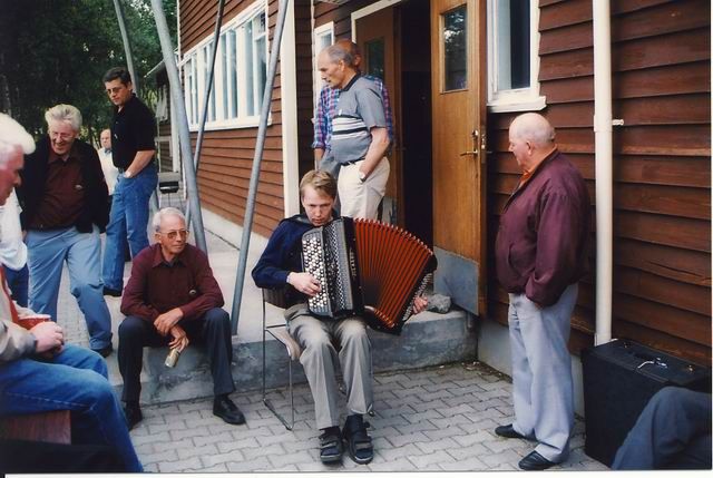19.Einar tekur lagi fyrir vistadda.