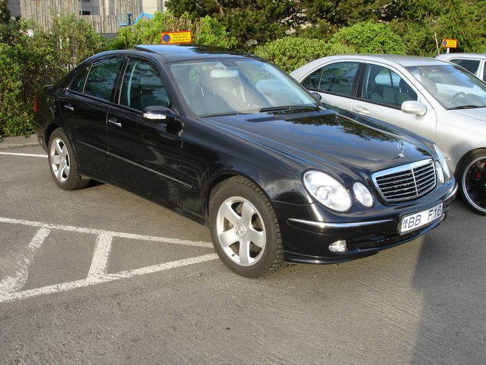 Benz Akureyri mai 09 003