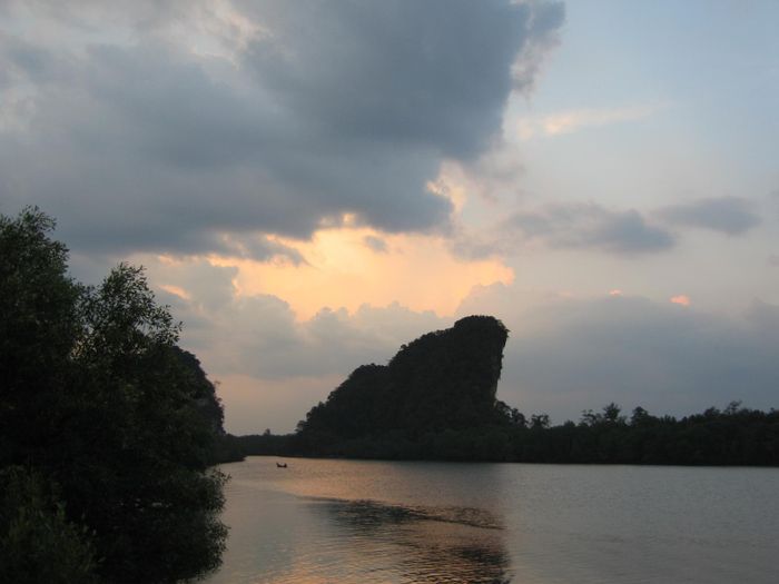 img 5689.jpg