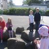 Við fengum svo gott veður að það var ákveðið að fara út að syngja og í leiklist