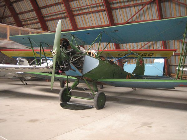 Polikarpov PO2