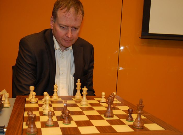 GM Johann Hjartarson chess commentor