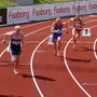 Startað í 800m