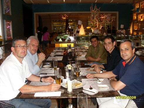 32. Joao, David og Mario og Harold og Alberto