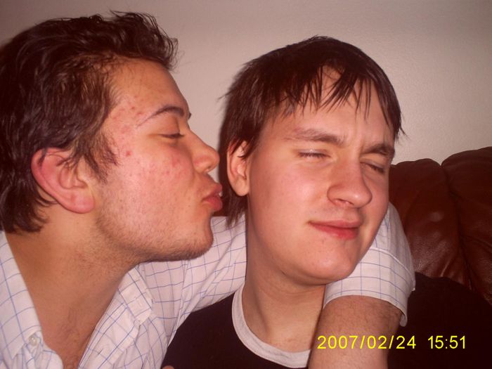 Kiss