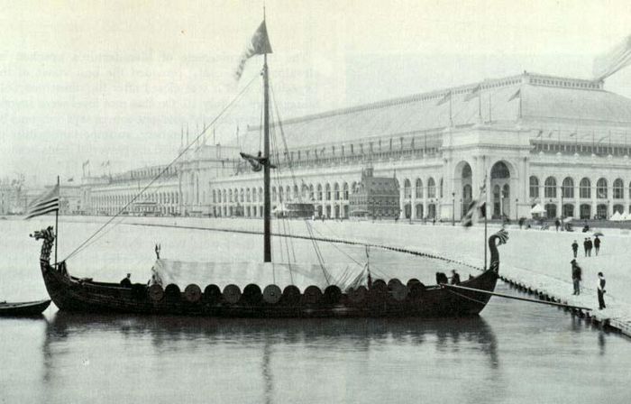 viking 2c replica of the gokstad viking ship 2c at the chicago world fair 1893.jpg