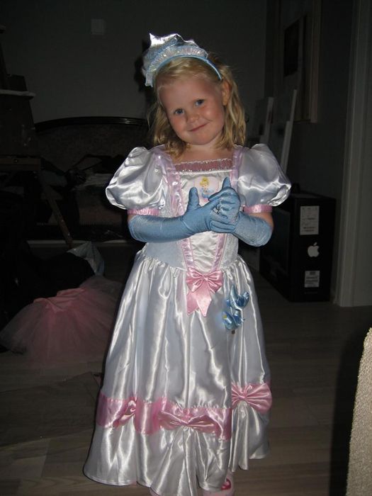 Anna Linda alsl me kjlinn sinn