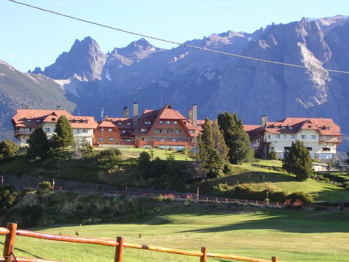 LLaollao...ogo flott hotel i bariloche