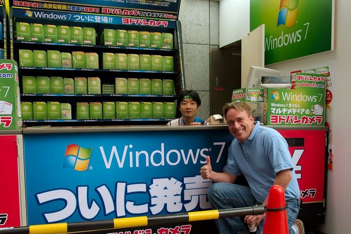 Linux founder approves of Win 7