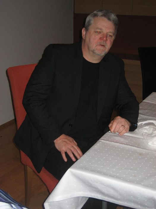 Nefi er rautt !