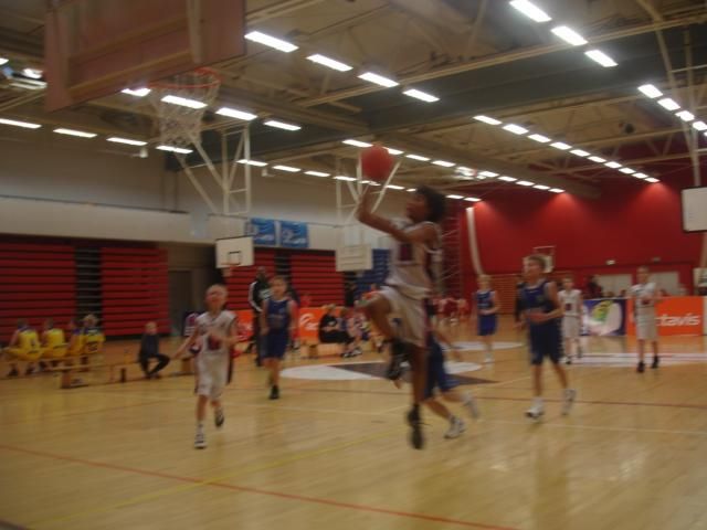 2 leikur ( 11 ra