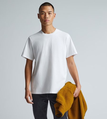 Everlane-Premium-Weight-Crew