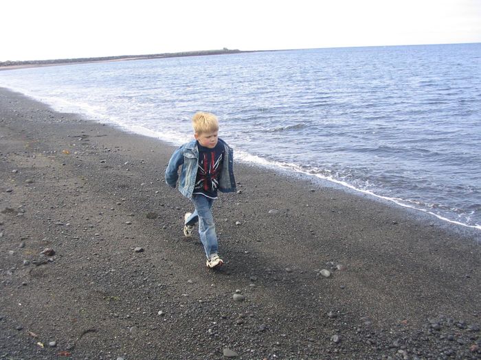 ..og heldur svo aftur af sta!