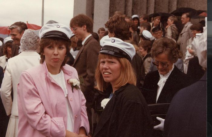 Lilja og Sirra 17 jn 1983