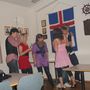 Fólk að dansa