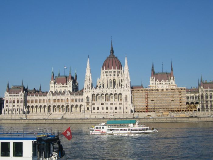 Thinghsid  Budapest sd naer
