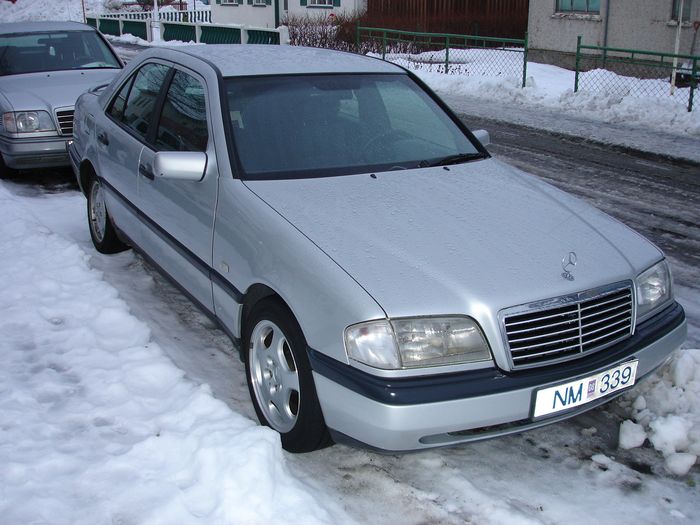 Benz  W 202  C 250 006