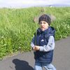 Daníel Hugi vígalegur með kitlustráið sitt