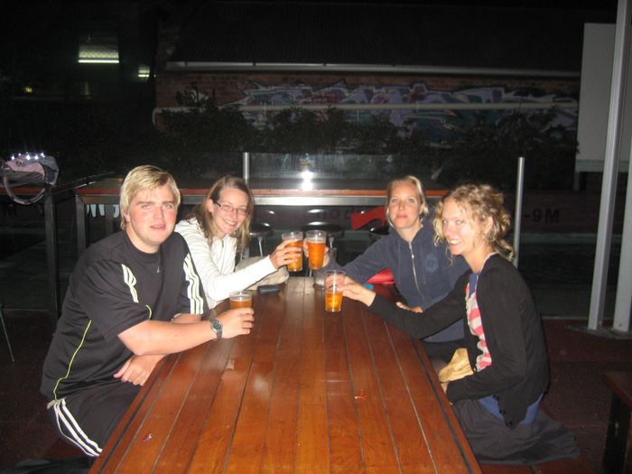Hittum stelpurnar aftur i Brisbane
