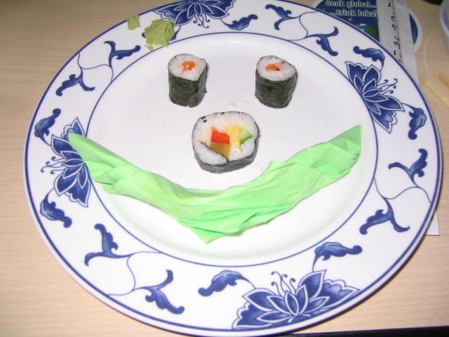 Vi bjuggum til Sushi kall ;)