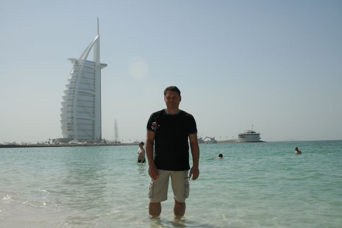 Abu Dabi   Dubai 158