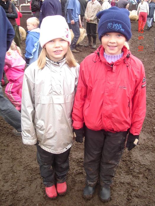 Jenn og Andrea glaar  rttum :)