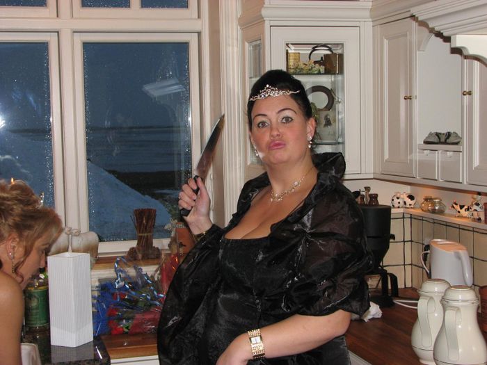 The lady with the knife