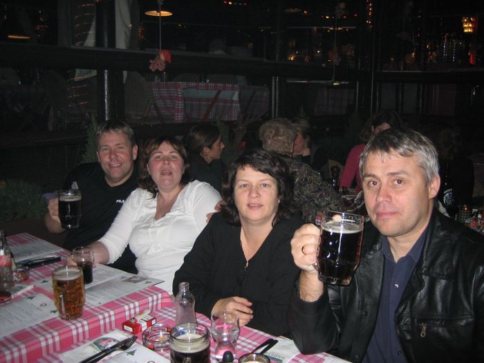 Hvenr fum vi mat