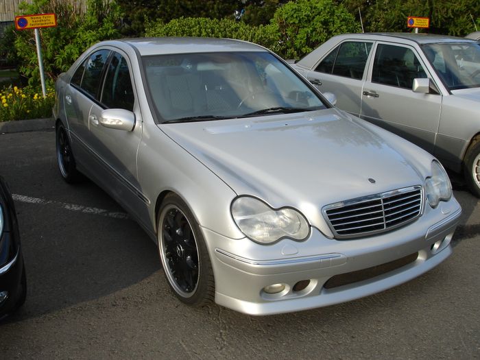 Benz Akureyri mai 09 004