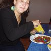 Paula að fá sér crepe með nutella og m&m